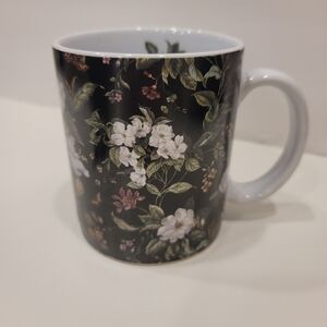 Lang & Wise "Images of Nature" Colonial Williamsburg Mug Dark Floral Botanical